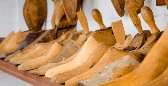 cobblers-kids-shoes-581x300